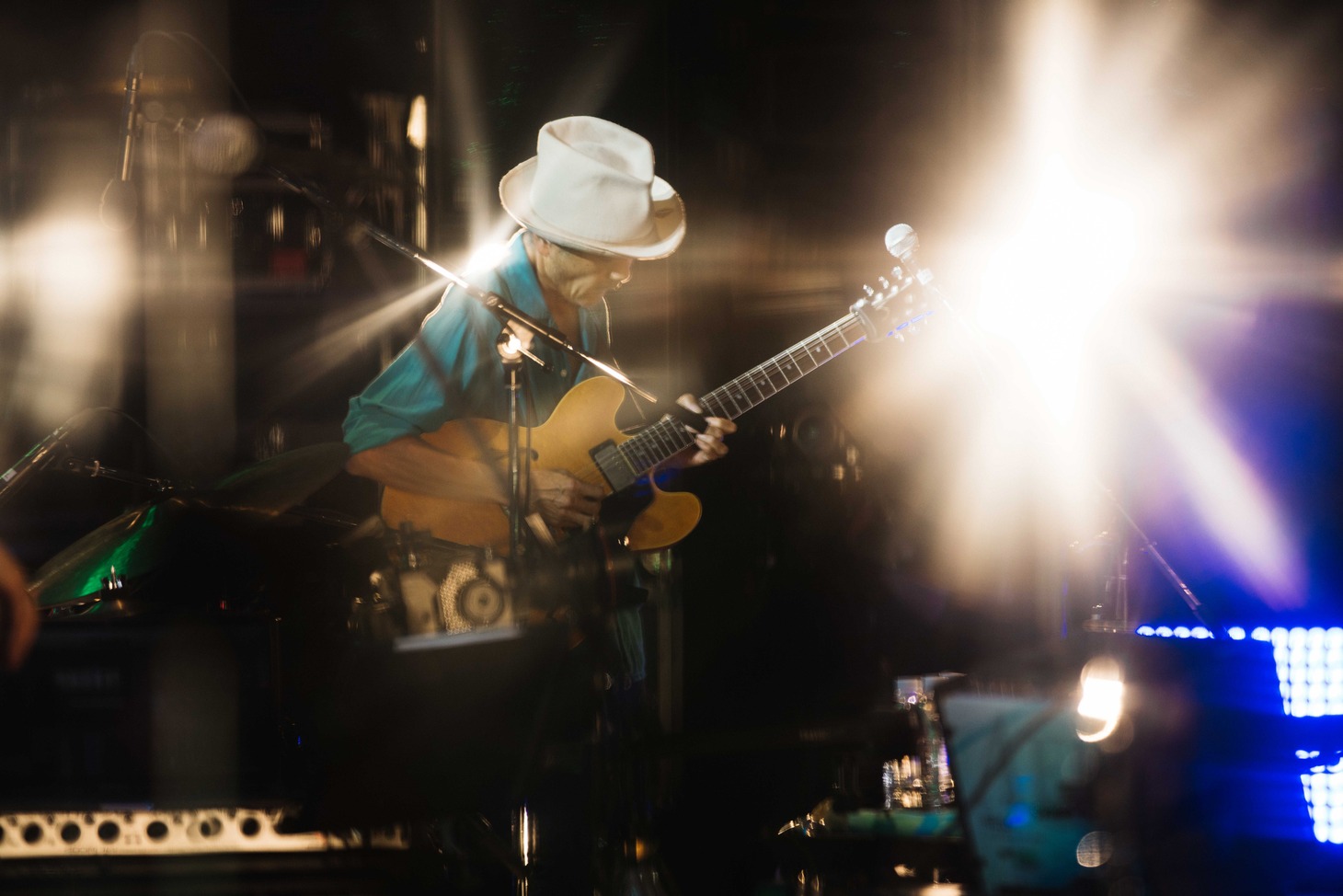 石井マサユキ（G）（Photo by RYO MITAMURA）