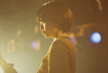 畳野彩加（Vo, G）（撮影：トヤマタクロウ）