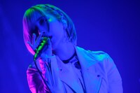 「ReoNa ONE-MAN Concert Tour "unknown" Live at PACIFICO YOKOHAMA」より。（撮影：平野タカシ）