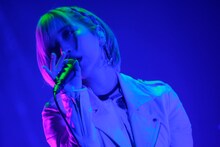 「ReoNa ONE-MAN Concert Tour "unknown" Live at PACIFICO YOKOHAMA」より。（撮影：平野タカシ）