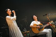 左からHANA、三船雅也。（Photo by Teppei Kishida）