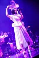 ぽん（Vo）（撮影：江藤はんな ［SHERPA+］）