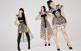 Perfumeが今年8月のワンマンをぴあアリーナで再演、巨大なLEDビジョンに再び立つ