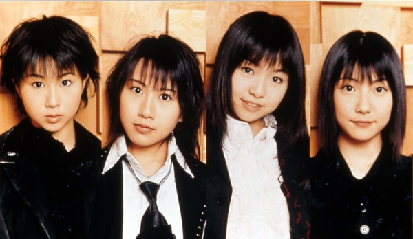 ZONEのアーティスト写真。2002年2月頃。