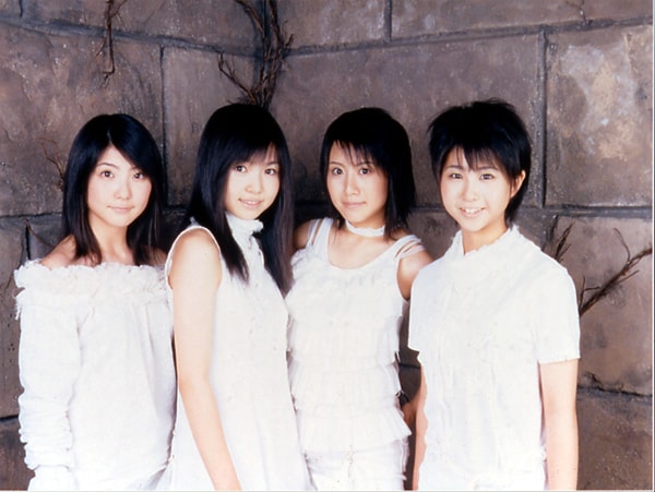 ZONEのアーティスト写真。2002年6月頃。