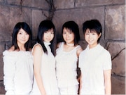 ZONEのアーティスト写真。2002年6月頃。
