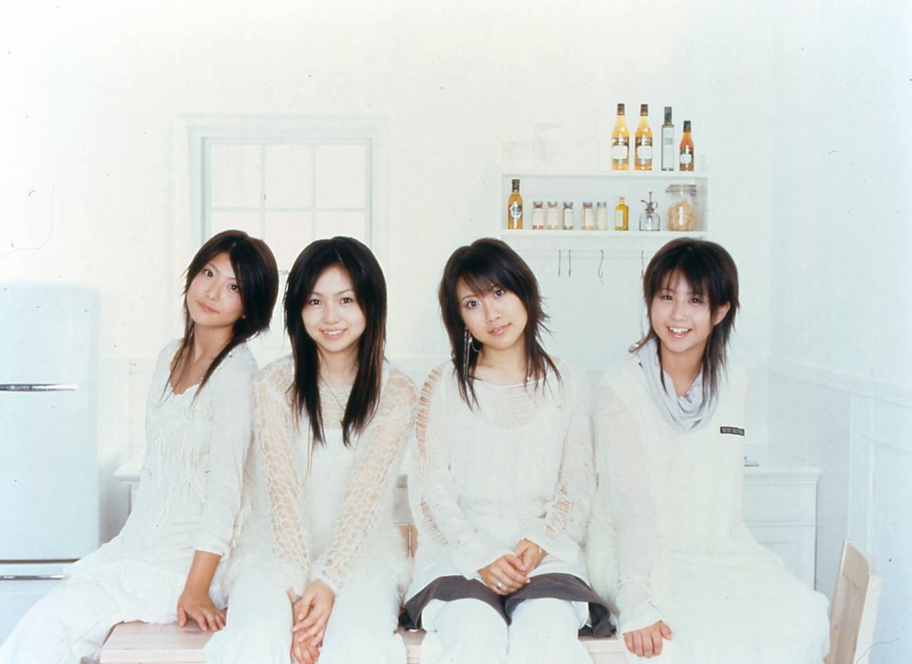 ZONEのアーティスト写真。2003年9月頃。