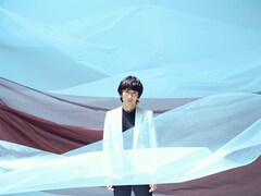 吉井和哉の新曲「みらいのうた」がディズニープラスのCMソングに決定、新レーベルより配信リリース