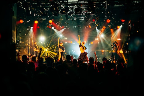 「Malcolm Mask McLaren Summer TOUR 2021『It's A New Day』」ファイナル公演の様子。(写真提供:エイジアプロモーション)