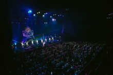 さくら学院「さくら学院 Summer LIVE 2020 ～放課後アンソロジー 君と見た夏色桜花～」の様子。（写真提供：アミューズ）