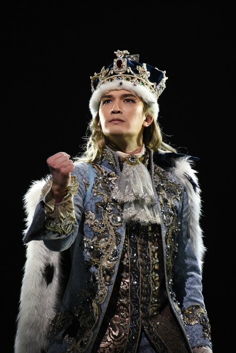 「スタンディングオベーション」ゲネプロの様子。