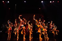 虹のコンキスタドール「RAINBOW JAM2021-SUMMER SHOWER-」の様子。