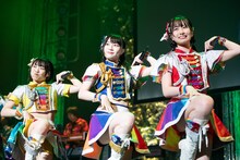 虹のコンキスタドール「RAINBOW JAM2021-SUMMER SHOWER-」の様子。