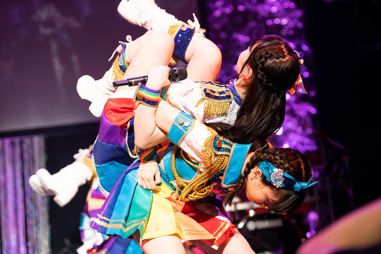 桐乃みゆ（上）と大和明桜（下）。