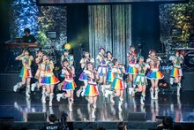 虹のコンキスタドール「RAINBOW JAM2021-SUMMER SHOWER-」の様子。