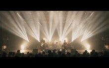 Hakubi「mirror」ライブ映像より。