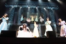 最後の1曲を前に準備運動するたこやきレインボー。