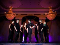 本田望結（中央）