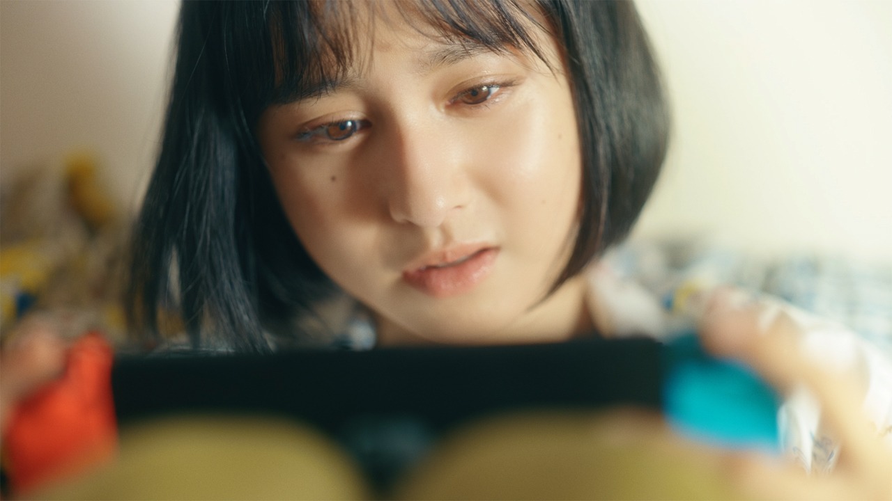 「New ポケモンスナップ」新WEB CM「見つけた、夏のひとやすみ編」のワンシーン。