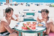 海の家の方のご厚意で、注文したごはんと一緒にスイカも食べさせてもらいました。