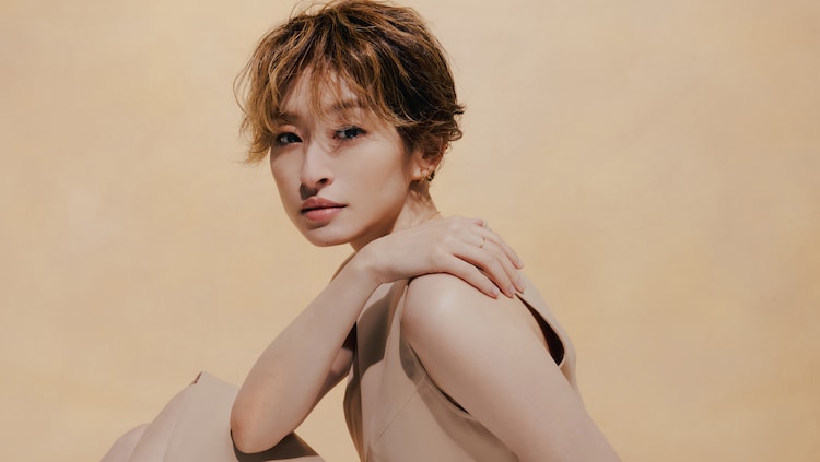 Speed島袋寛子が15年ぶりにhiro名義で新曲発表 音楽ナタリー