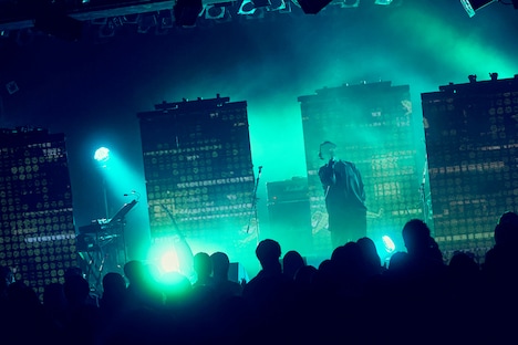 泣き虫「東京驚異。」東京公演の様子。（撮影：後藤壮太郎）