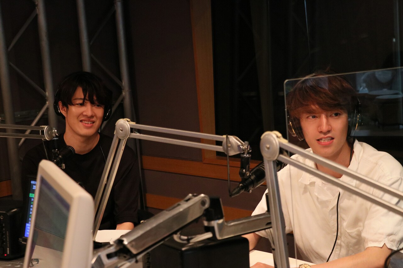 左から真田佑馬、森田美勇人。