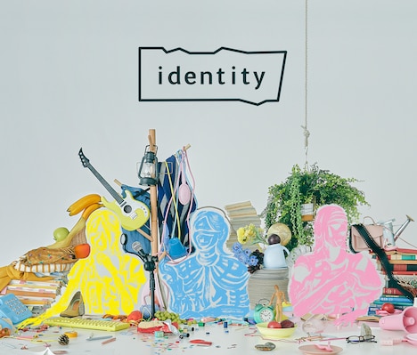 イヤホンズ「identity」Online Show盤ジャケット