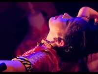 KOTO「KOTOメモリアルライブフォトブック『BACK TO THE UNIVERSE』」より。