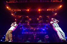 左からVIGORMAN、WILYWNKA。（Photo by cherry chill will.）