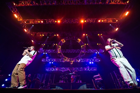 左からVIGORMAN、WILYWNKA。（Photo by cherry chill will.）