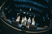 円神「Peace Summer / TREASURE」発売記念オンラインライブの様子。