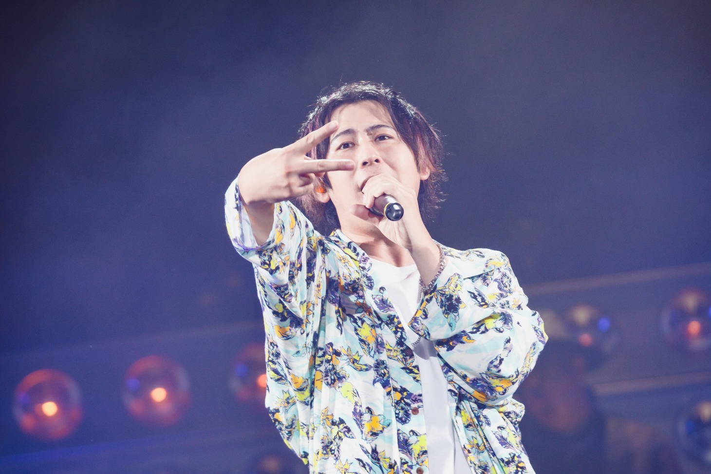 飴村乱数を演じる白井悠介。