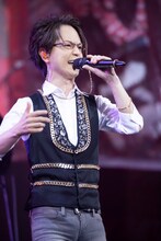 躑躅森盧笙を演じる河西健吾。