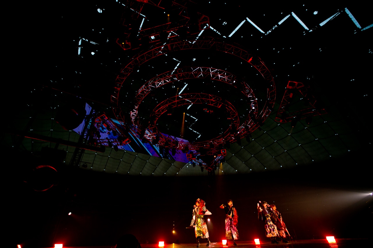 人気画像3位は「まふまふ、東京ドームから仲間たちと世界に音楽を配信『これで終わりじゃない。まだ世界がある』」より、浦島坂田船。