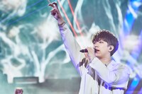 観音坂独歩を演じる伊東健人。