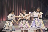 MiKER!による公演の様子。(c)STU48