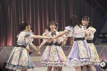 MiKER!による公演の様子。(c)STU48