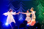 「#BOLT関東デマス ～初ライブツアーの巻～」東京・東京キネマ倶楽部公演より、第1部の様子。（撮影：笹森健一）