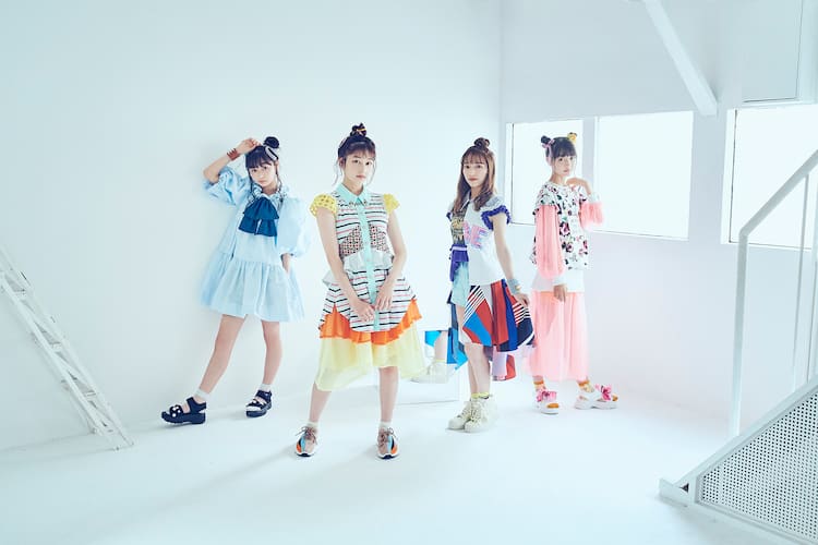 B O L T らじお あてぃちゅーど で2ndアルバム全収録曲を解説 動画あり 音楽ナタリー B O L T らじお あてぃちゅーど で2ndアルバム全収録曲を解説 動画あり 音楽ナタリー