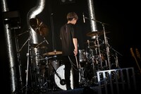 志麻「SHIMA LIVE TOUR 2021 -re:noise-」最終公演の様子。（撮影：堀卓朗［ELENORE］）