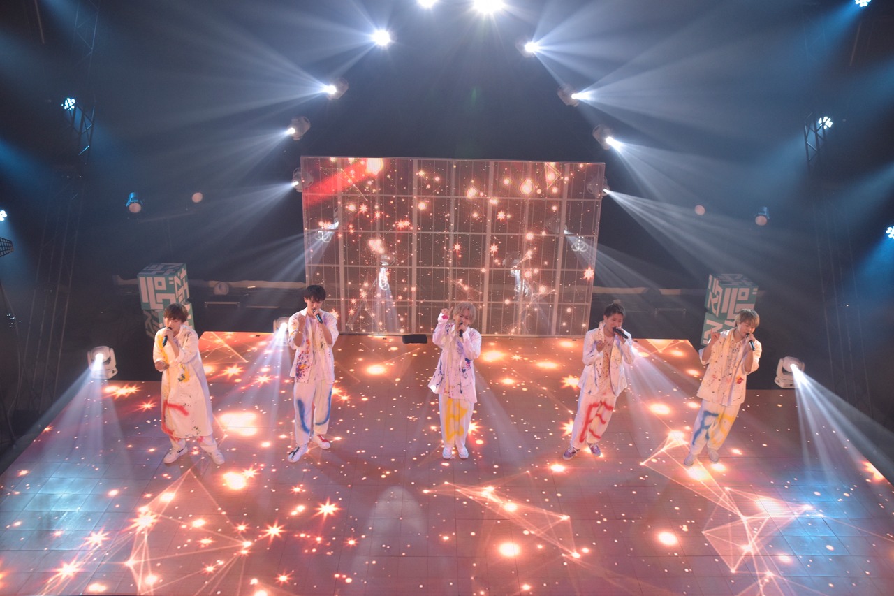 CUBERS「CUBERS SPECIAL SUMMER LIVE 2021」の様子。
