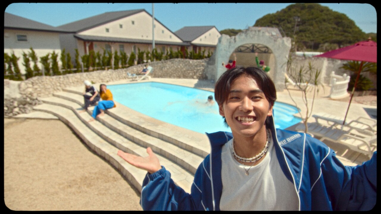 Ayumu Imazuメジャーデビュー曲MV公開、広大な空と美しい海辺に囲まれながらメッセージ体現