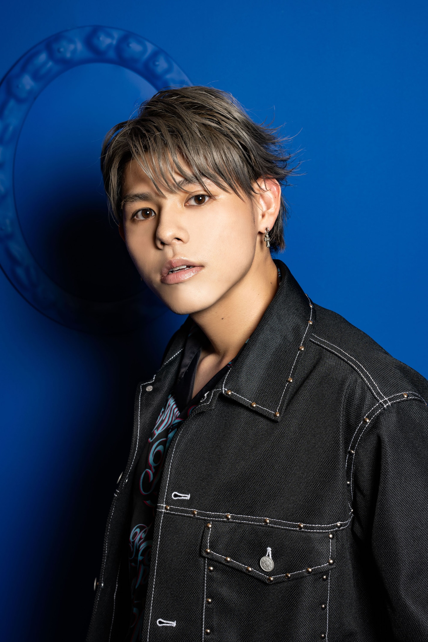 LEO (c)BMSG