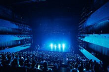 RYUTist「10th Anniversary RYUTist "HALL" LIVE@りゅーとぴあ劇場」の様子。