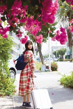 田村保乃1st写真集「一歩目」楽天ブックス版裏表紙（Photo by Takeo Dec. ）