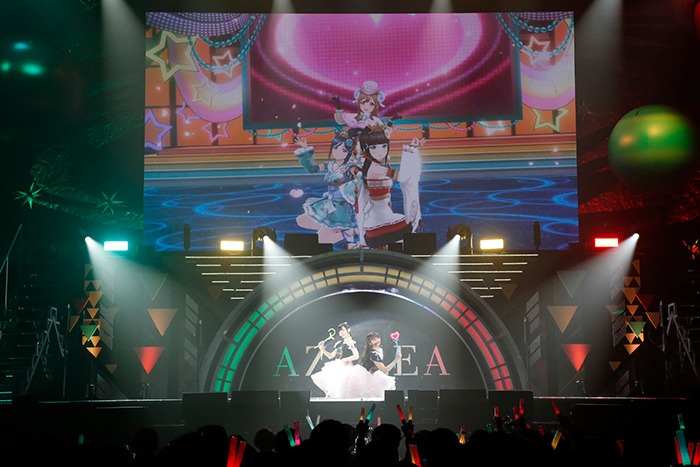 AZALEA「ラブライブ！サンシャイン!! AZALEA 1st LoveLive! ～In The Dark /*秘密の物語*/～」の様子。(c)2017 プロジェクトラブライブ！サンシャイン!!
