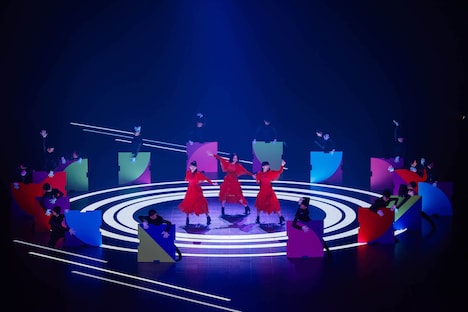 「Perfume LIVE 2021 [polygon wave]」より。（撮影：上山陽介）