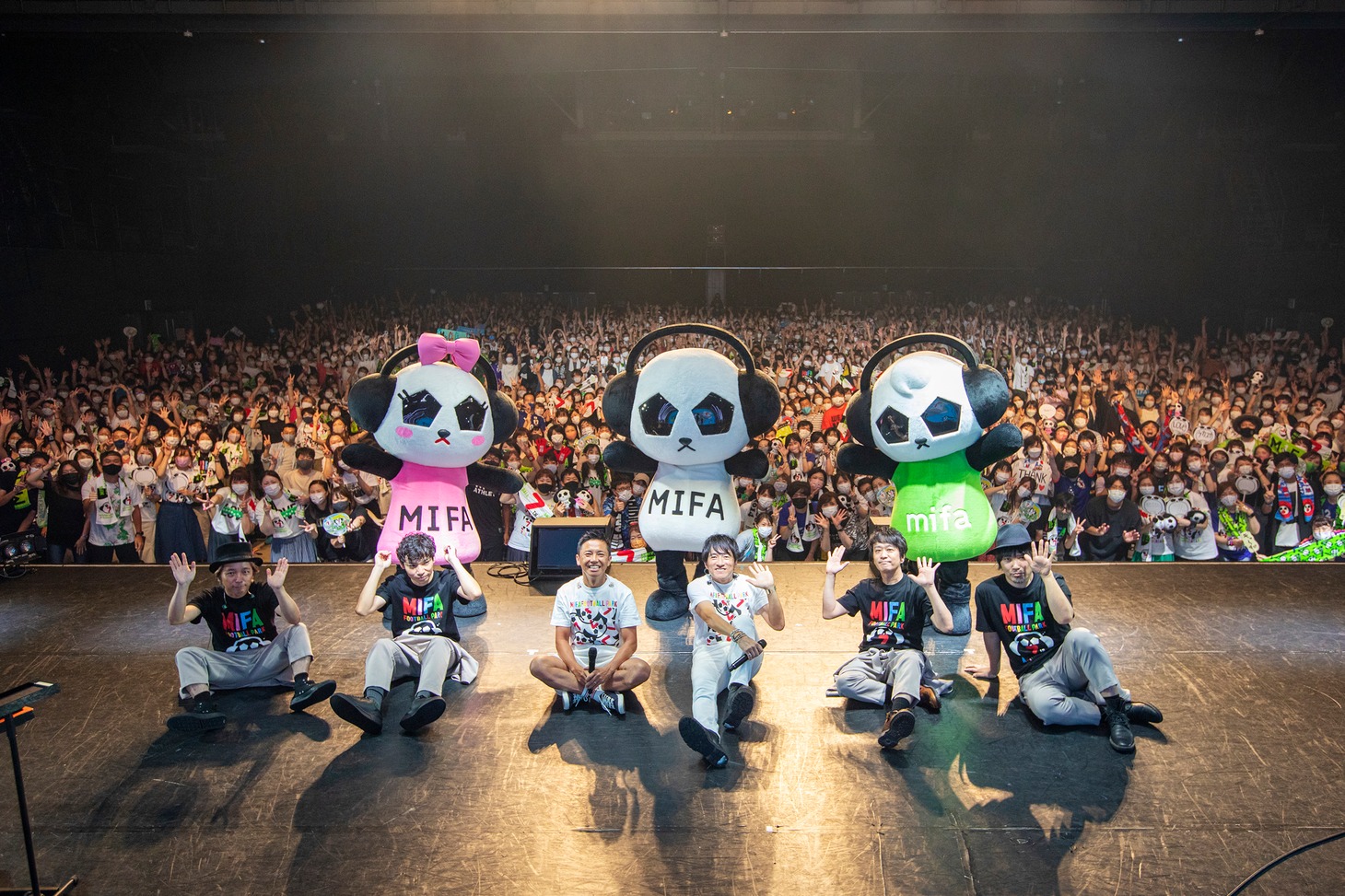 ウカスカジー「MIFA Football Park 7th anniversary party」出演者たち。（撮影：樋口涼）
