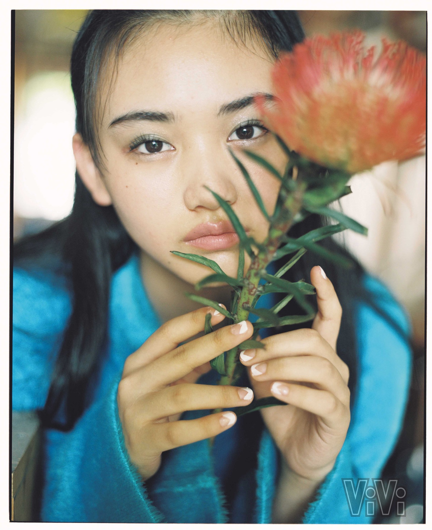 「ViVi」10月号 連載「もでるずzine」より山崎天。